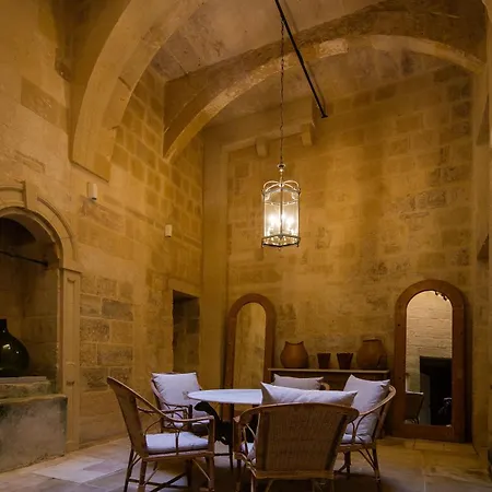 Palazzino Host Family Bed & Breakfast Birgu