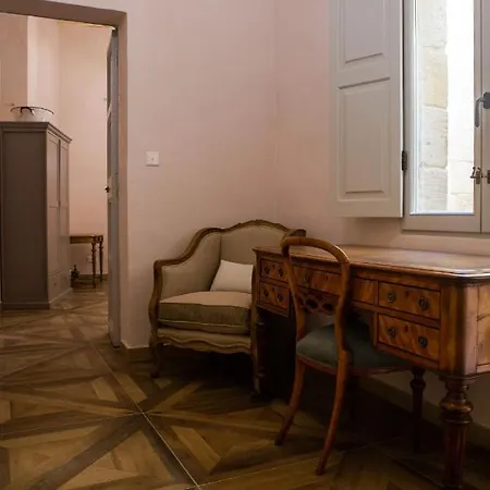 Palazzino Host Family Bed & Breakfast Birgu