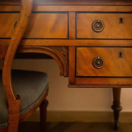 Palazzino Host Family 4*