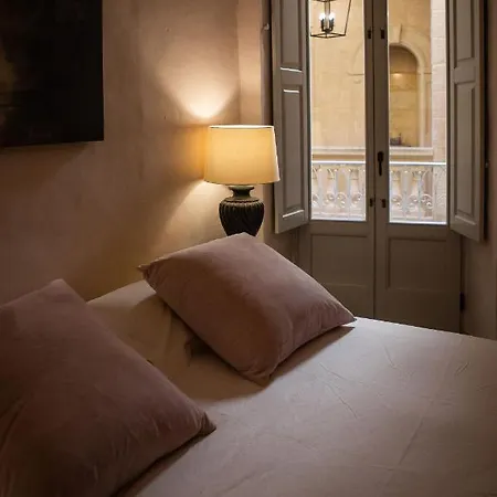 Bed & Breakfast Palazzino Host Family