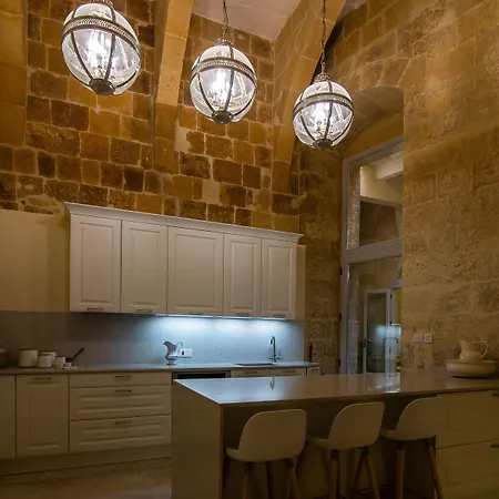 Palazzino Host Family Bed & Breakfast Birgu