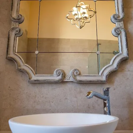 Palazzino Host Family 3*