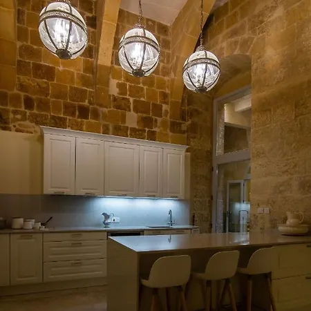Bed & Breakfast Palazzino Host Family Birgu