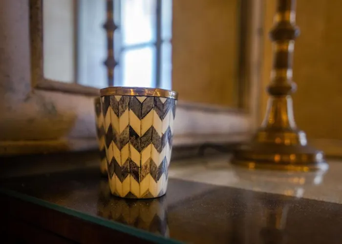 Palazzino Host Family Oda ve Kahvaltı 4*